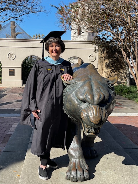 “My heart has always been at LSU, but now it’s official. I’ve been singing the LSU Alma Mater in Tiger Stadium for years, but singing it in the PMAC at graduation brought tears of joy to my eyes.”

🥹: lsu.edu/blog/2025/01/7…