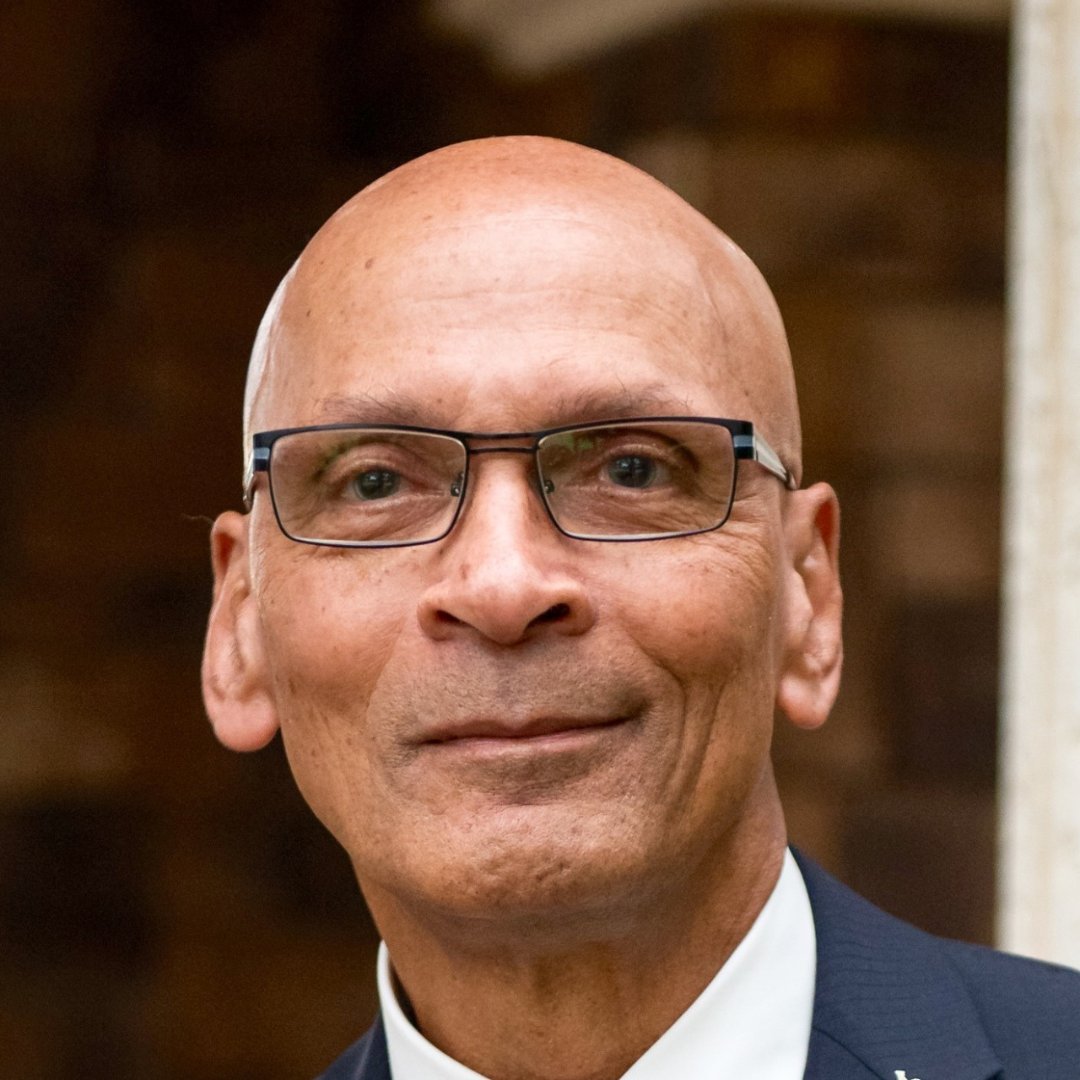 Dr. Carlton Gyles, Professor Emeritus at #UofG’s OVC, has been named to the Order of Canada for his groundbreaking E. coli research, leading to vaccines, safer food, and improved public health.

Learn more: uoguel.ph/wxgd2