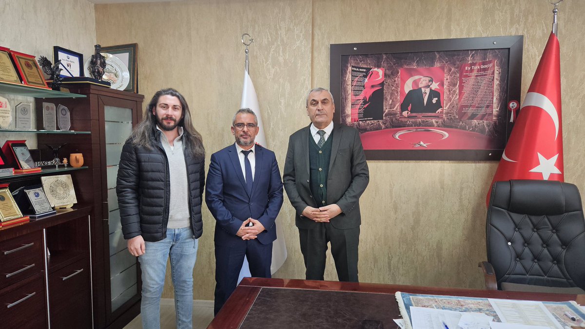 LEGADDER Genel Başkanımız Sayın Gökhan ARIKAN, akademik temsilcilerimizden Sayın Muhammed TAŞCI ve yönetim kurulu üyelerimiz Melikgazi İlçe Milli Eğitim Müdürü Sayın Hacı KAYA'ya resmi ziyaret gerçekleştirmiştir. <a href="/legadder/">legadder</a> <a href="/esepcongress/">International ESEP Congress</a>