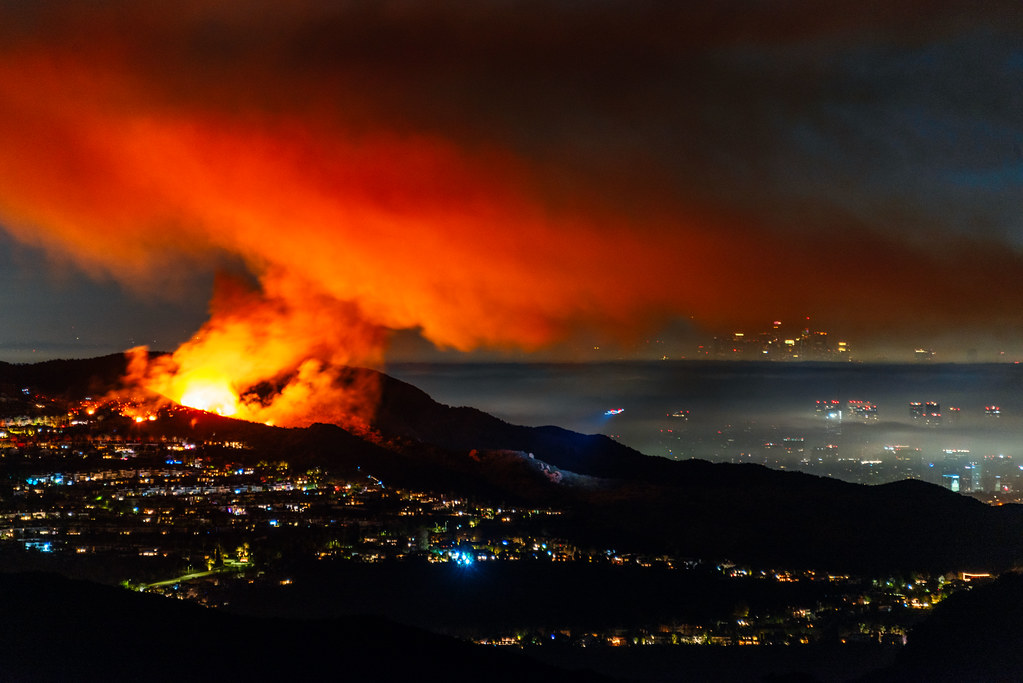 itelegram's tweet image. Dangerous fires in Los Angeles County and severe winter storms in other areas are causing delays to telegram delivery throughout the USA. (Photo credit: Kelvin K Cheng)