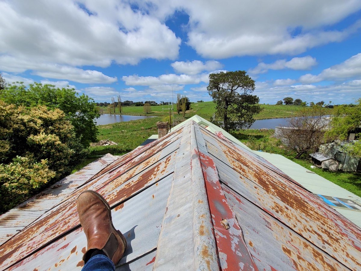 FreeDanDuggan's tweet photo. This picture was taken by #FreeDanDuggan, looking over his father in law's farm at Forest Reefs in country NSW where Saffrine and the kids now live. He longs to return to his family and be reunited with his wife and six kids. #BringDanHome
If you can, please help Dan's struggling family bring Dan home as soon as possible. Please make a donation here: https://t.co/mt5T8DCPqC or make a direct donation: https://t.co/9IkKXLUnX1
#EnoughIsEnough #HumanRights #Solidarity