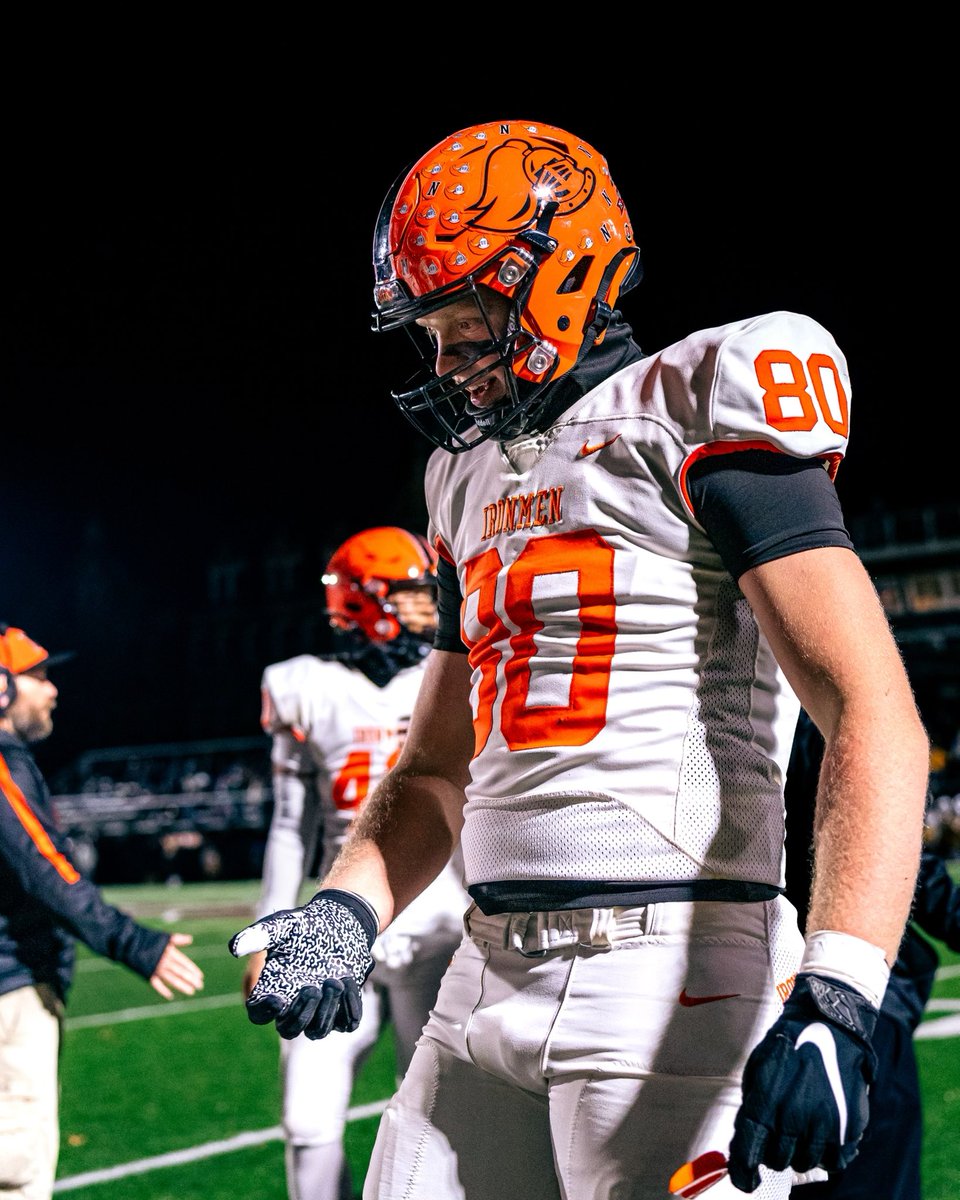 -2025 LS
-All conference TE
-6’4 230lbs
-3.8 GPA
-Academic all state
-3 year starter 
-#1 in Illinois 
LS Hudl➡️ hudl.com/v/2Q7kif
TE Hudl➡️ hudl.com/v/2Qnwez
YouTube➡️ youtube.com/@gavinschieler…
