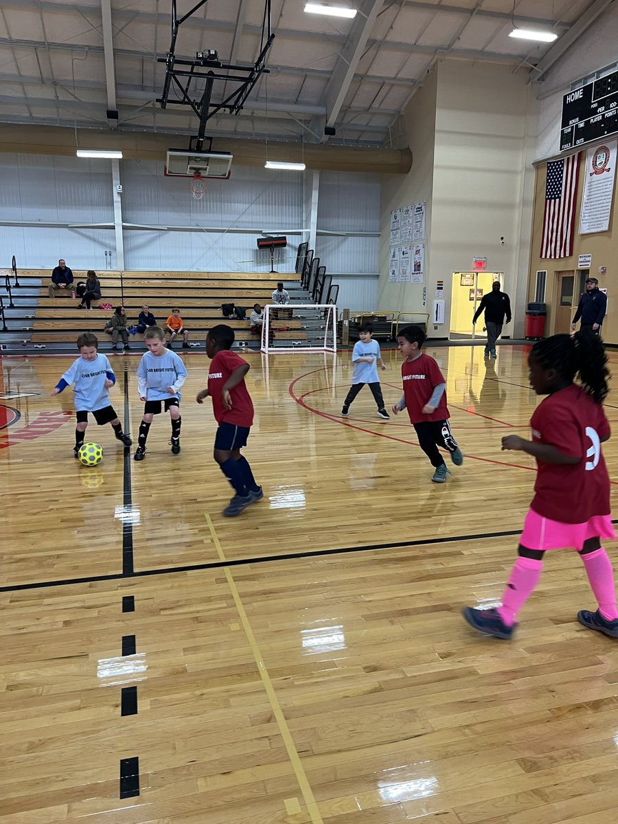 Ourbrightfutur1's tweet photo. We had so much fun kicking off Power Kicks United 3 V 3 Soccer League on Saturday!! Can’t wait to get back at it this weekend! ⚽️🥅

#soccer #3v3 #3v3soccer #sports #recreation #athletics #athletes #OurBrightFuture https://t.co/iN2edZFDU0