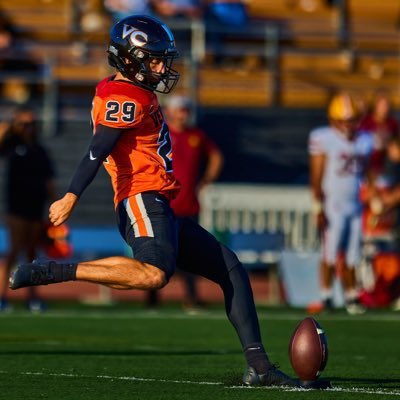 Rising Star : 🚨 <a href="/RyanPimentel29/">Ryan “P-Man” Pimentel</a> JUCO K 5’11 170. C/O 2025. <a href="/VCPirateFB/">Ventura College Football</a> HL hudl.com/video/3/193811…