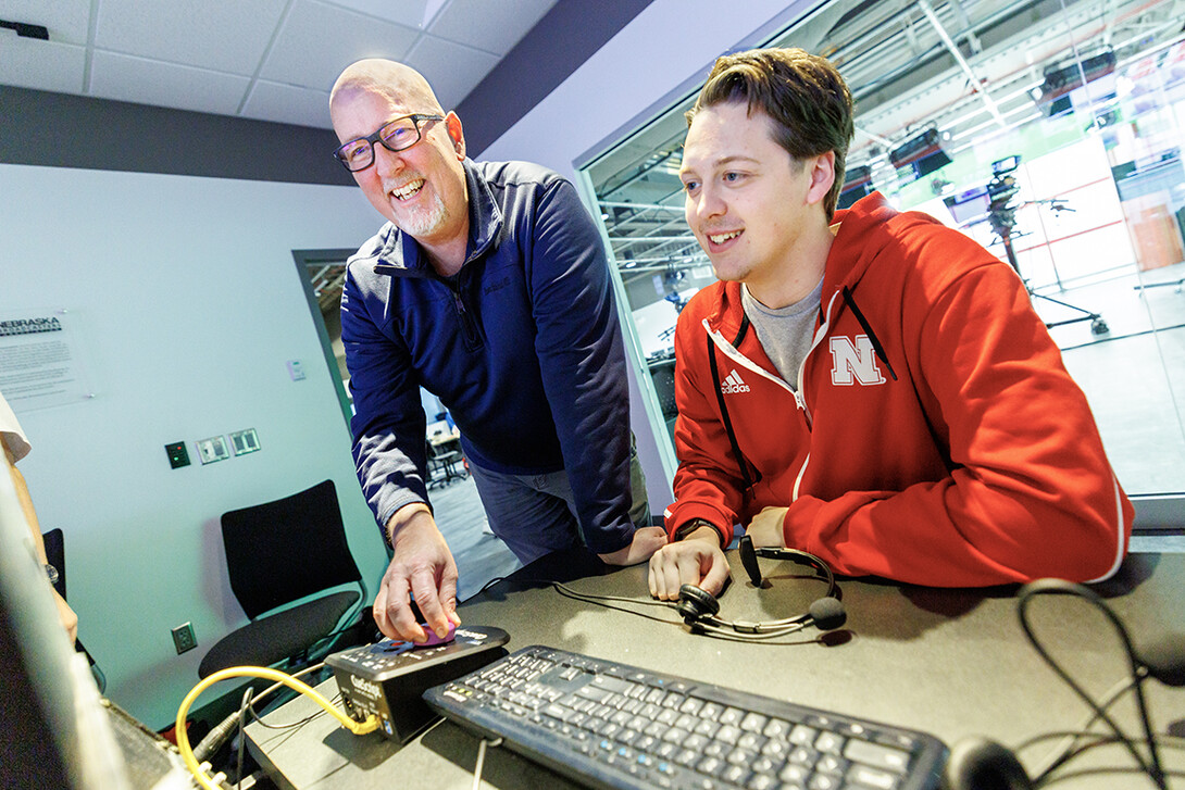 "I work for the students here." Jamie Wenz, technical director for <a href="/Unl_CoJMC/">UNL CoJMC</a>, brings years of experience to help Husker journalists be successful. go.unl.edu/vfsi #Nebraska #UNL #LNK
