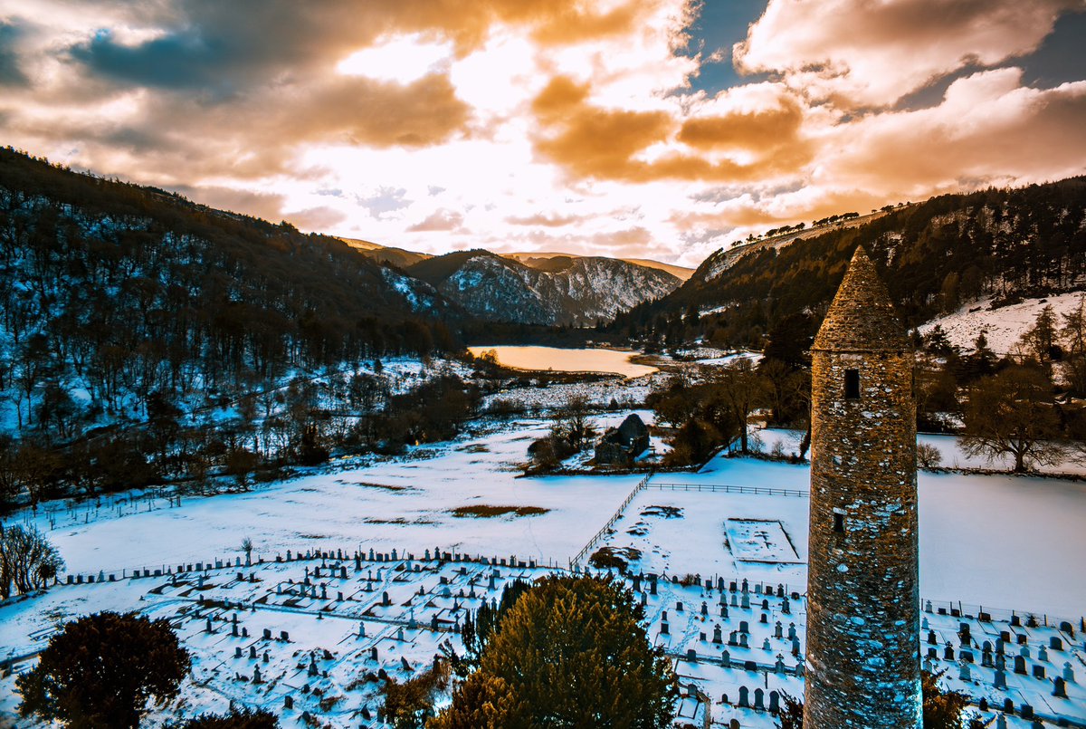 A snowy #Glendalough ☀️🌨️