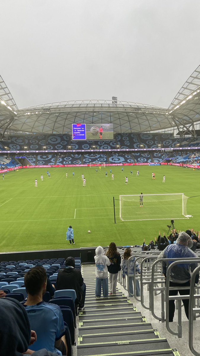 Ronan McCarthy tweet media