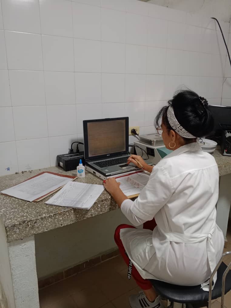 🇨🇺🇻🇪 En el  CDI Pedro Medina Fuguett del Estado Falcón trabajo diario del Departamento de Estadística.
#CubaPorLaVida
#CubaCoopera