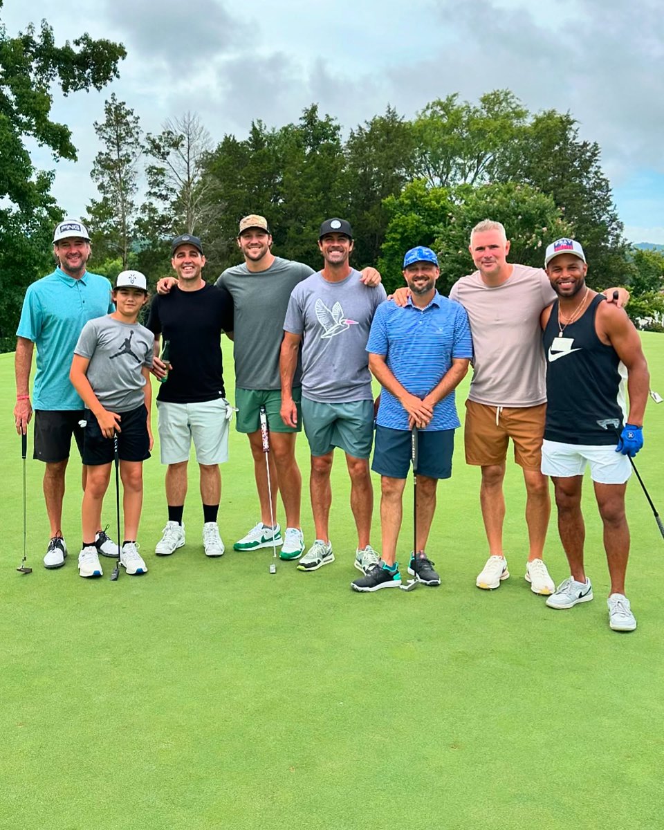 Kelley James tweet media