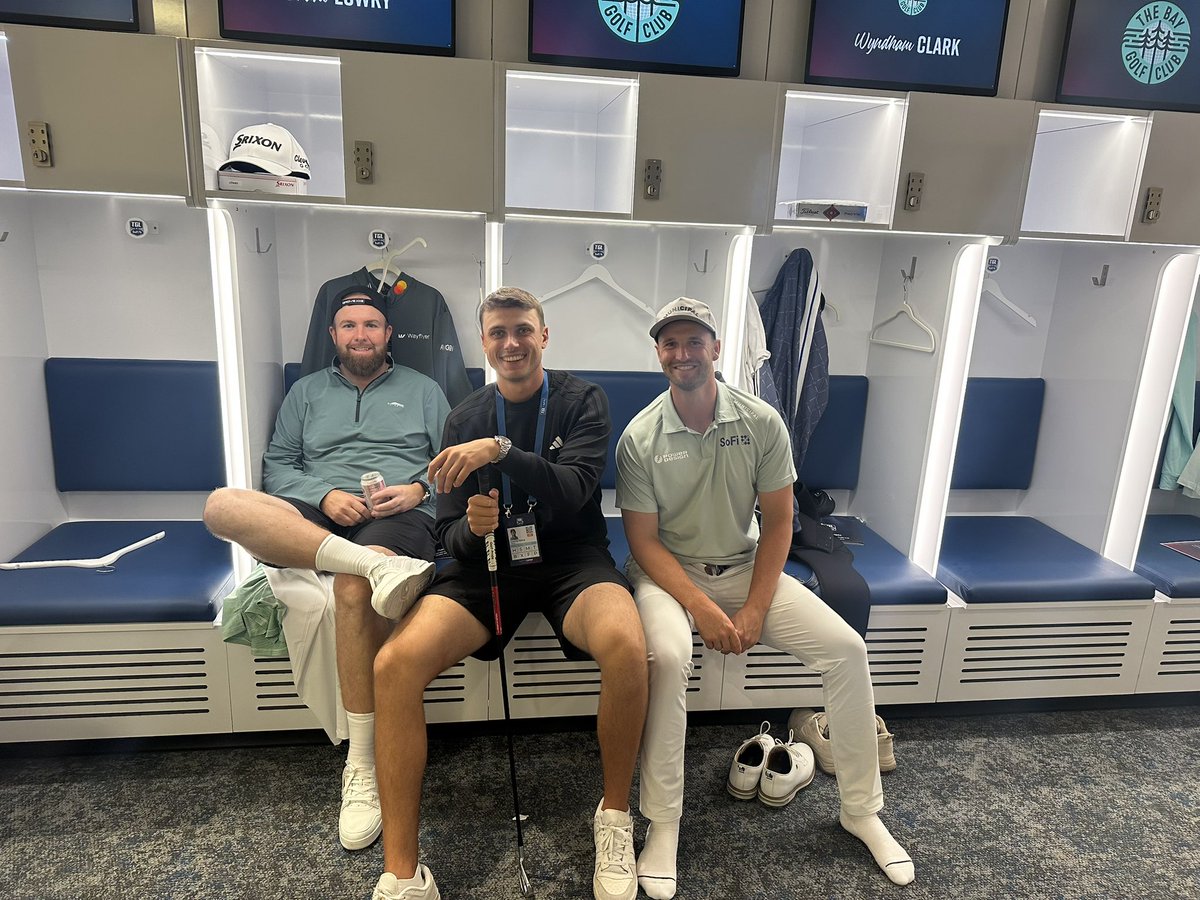 1-0! Couldn’t ask for a better start or to be surrounded by a better team <a href="/TheBayGolf/">The Bay Golf Club</a> 

The first night of <a href="/TGL/">TGL</a> exceeded all my expectations and the <a href="/SoFi/">SoFi</a> Center is truly one of a kind! Thrilled to have been part of it and excited for what lies ahead this season 🔨 🔨 🔨