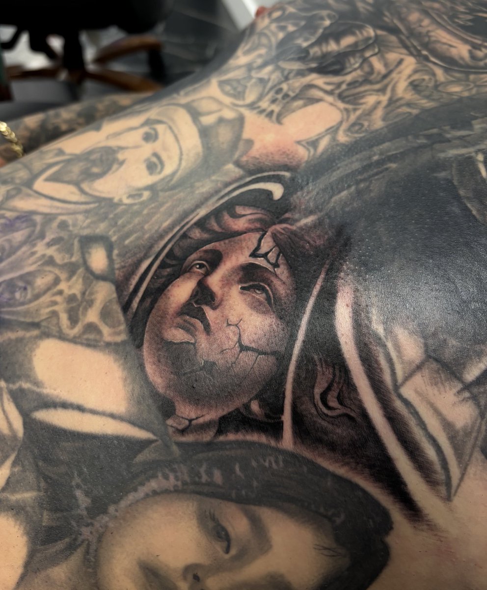 donniethms's tweet photo. Last 3 days. DM me on IG @donniethms for Appts 📲 #blackandgreytattoo https://t.co/iTEqaaunS6