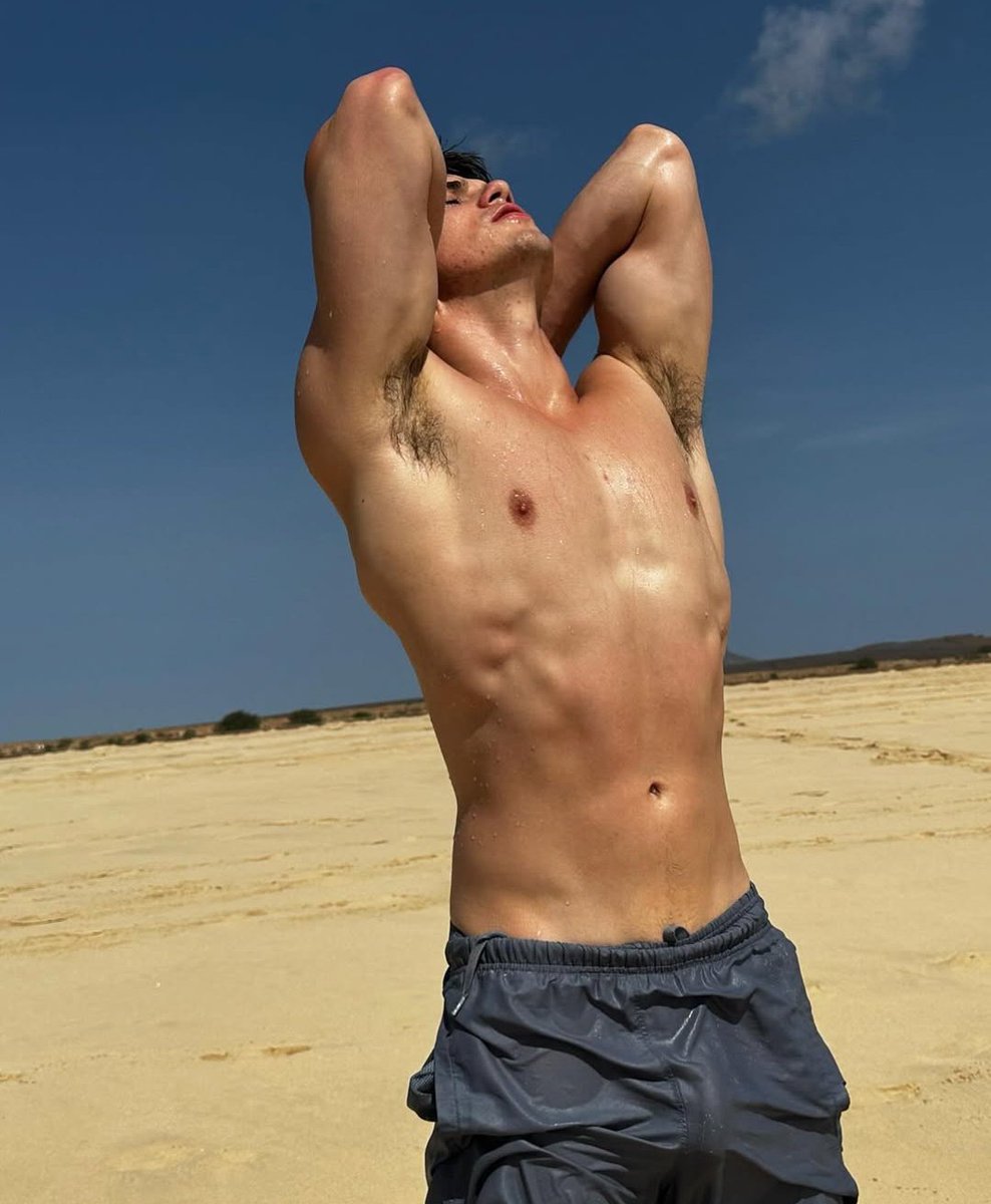 Alpha5689's tweet image. Go press send