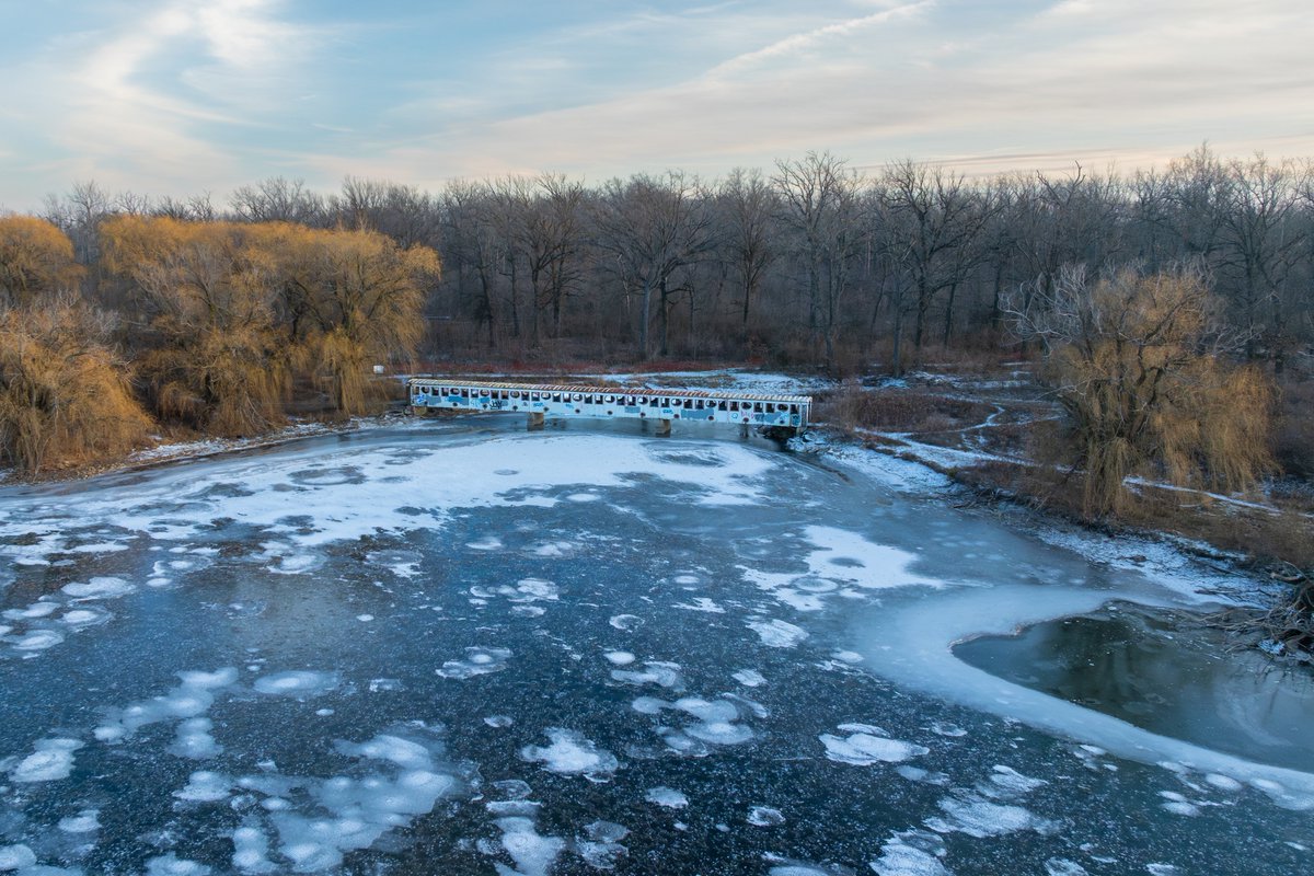 Join the #ShiverOnTheRiver Eco Fair on Saturday, February 1, hosted by Friends of the Detroit River in partnership with the Detroit Historical Society, Belle Isle Nature Center, and Detroit Bird Alliance.
 
- Learn about our natural resources at the Indoor Eco Fair with local