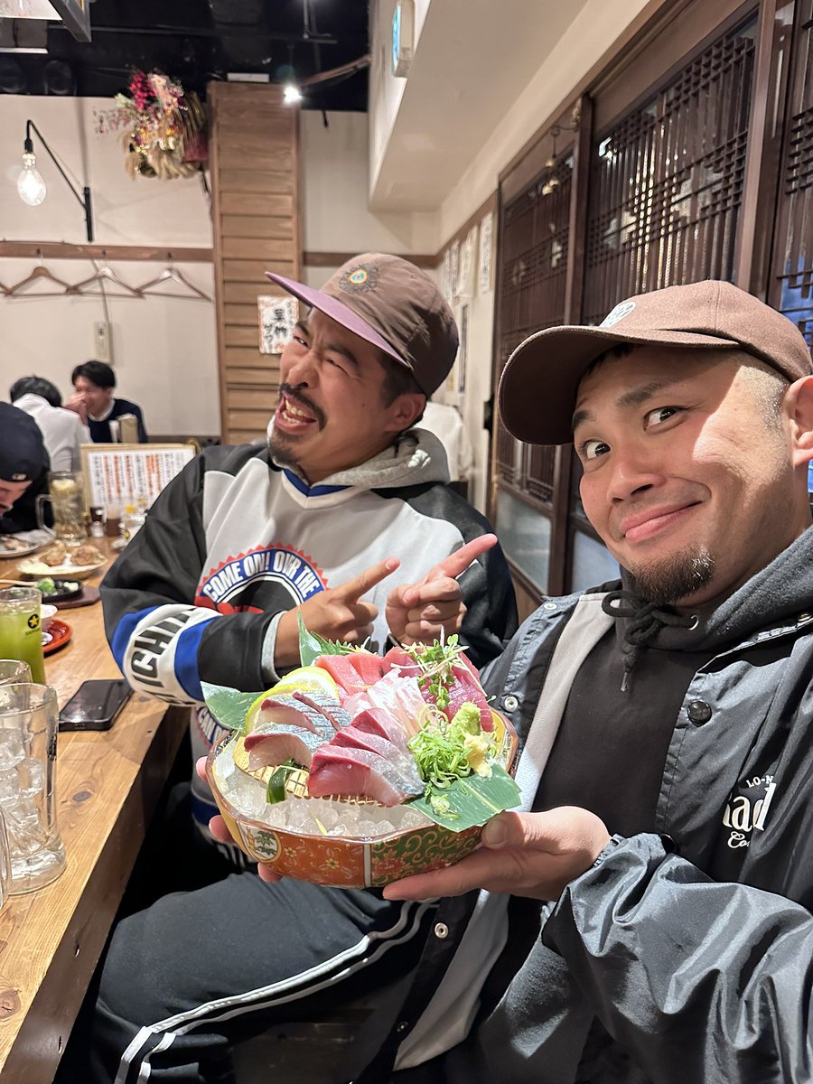 osumatic1's tweet photo. チーム大分！！

miniRA！！

㊗️ 1st ALBUM 『REPPU!!』
2025.1.23 配信開始おめでとう♨️

自分も1曲feat.で参加させて頂きました✅

温泉と酒とRAPな12曲🔥
是非聴いて下さい！
https://t.co/3rWQqxdTmw https://t.co/UfMvldPDZx
