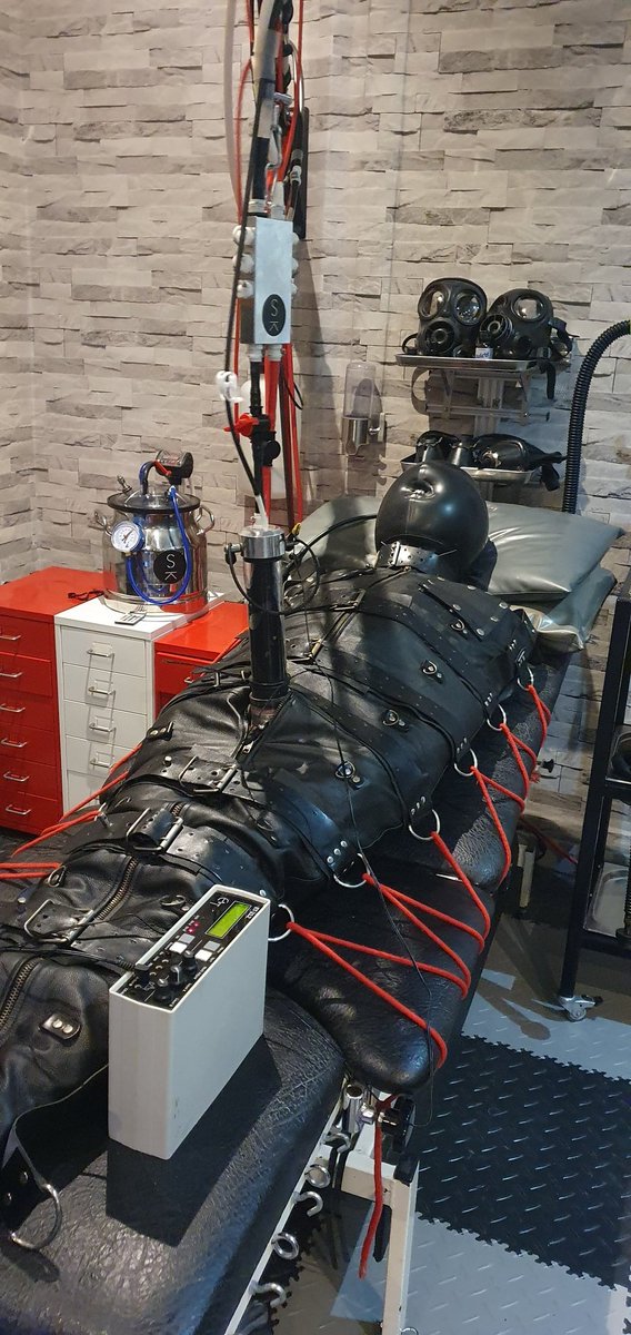 RubberCara's tweet photo. My new #leather #sleepsack #restraints #hoods #bondage https://t.co/h7qQxW2UNC