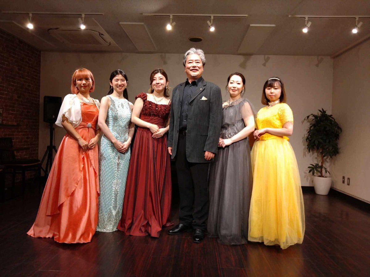 hito3kat0's tweet photo. 1/18(土) 初めてのサロン・ド・コテツ、お世話になりました🍷✨
ご来場くださった皆さま、共演者の皆さま本当にありがとうございました😊
#東京オペラ https://t.co/mWBswfWA7v