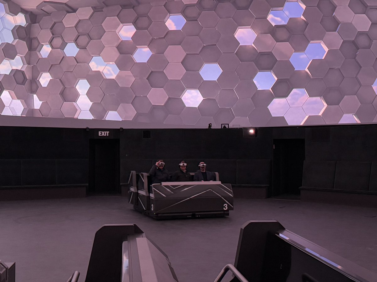 A busy day ahead at #AUREAAward! Our guests will enjoy exciting AI and mixed reality demos, finalist presentations, sound workshops, and extra ride time on Voltron Nevera and Flowryde. Innovation is thriving, especially with contributions from MACK Research and <a href="/mackoneofficial/">MACK One</a>.