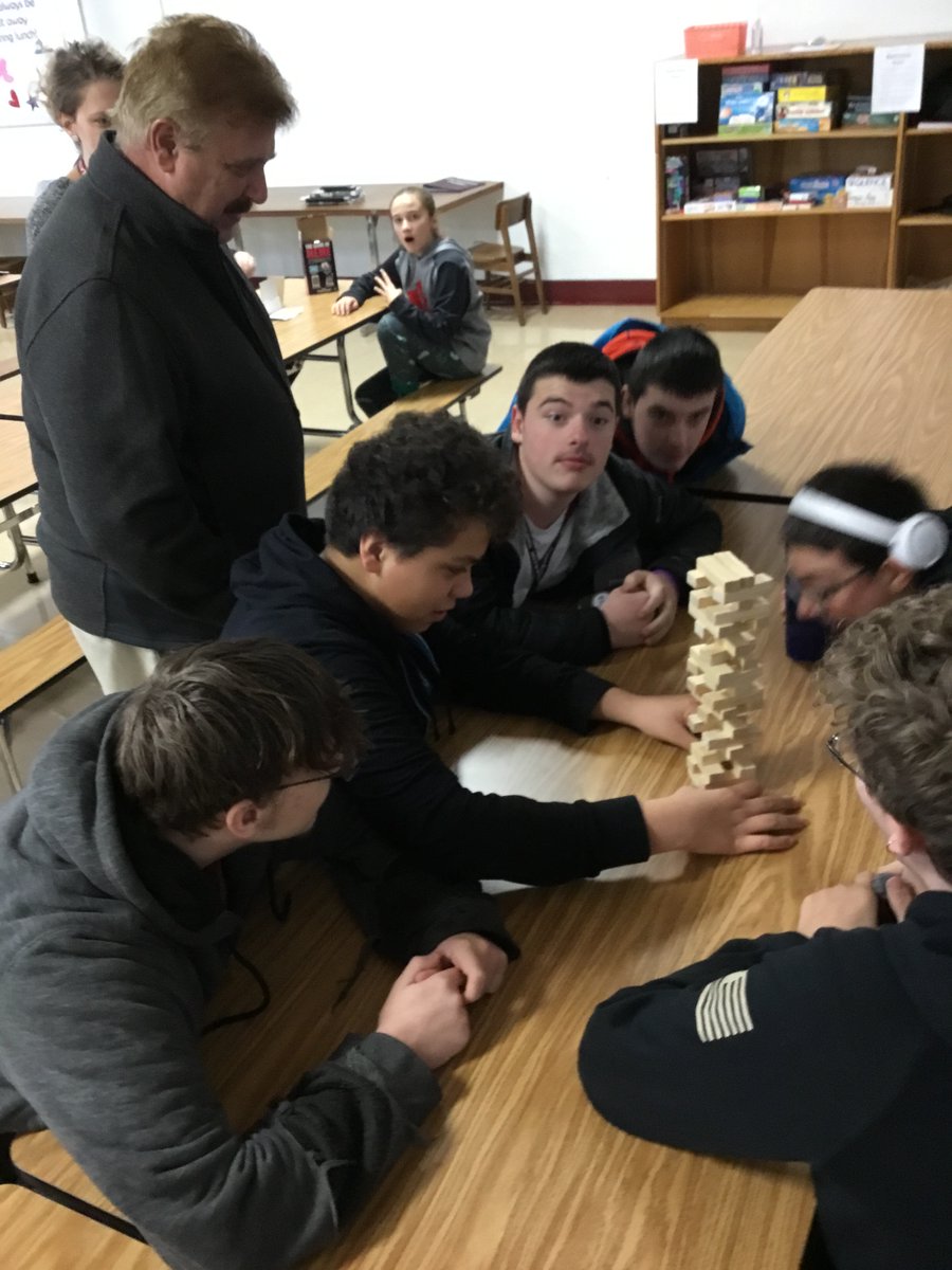 Slater_Supt's tweet photo. Lunchtime leveled up! 🎮 Middle Schoolers are earning 'BAMS Bucks' to rent games and play TOGETHER at their tables. Less screen time, more conversation! #SlaterScenes #BAMS https://t.co/F4DQPrDE7J