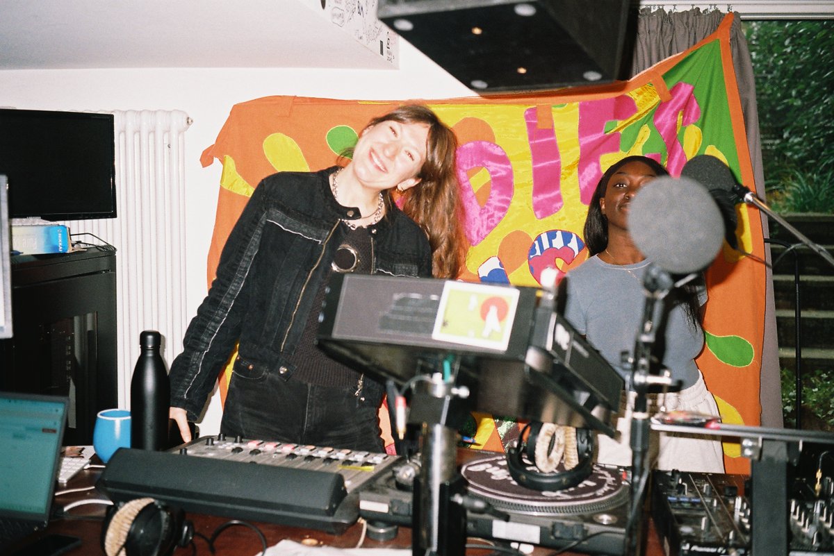 ladiesmusicpub (@ladiesmusicpub) on Twitter photo ICYMI, LMP covering for <a href="/gillespeterson/">Gilles Peterson</a> on <a href="/worldwidefm/">Worldwide FM</a> : ) mixcloud.com/worldwidefm/br… ICYMI, LMP covering for <a href="/gillespeterson/">Gilles Peterson</a> on <a href="/worldwidefm/">Worldwide FM</a> : ) mixcloud.com/worldwidefm/br…