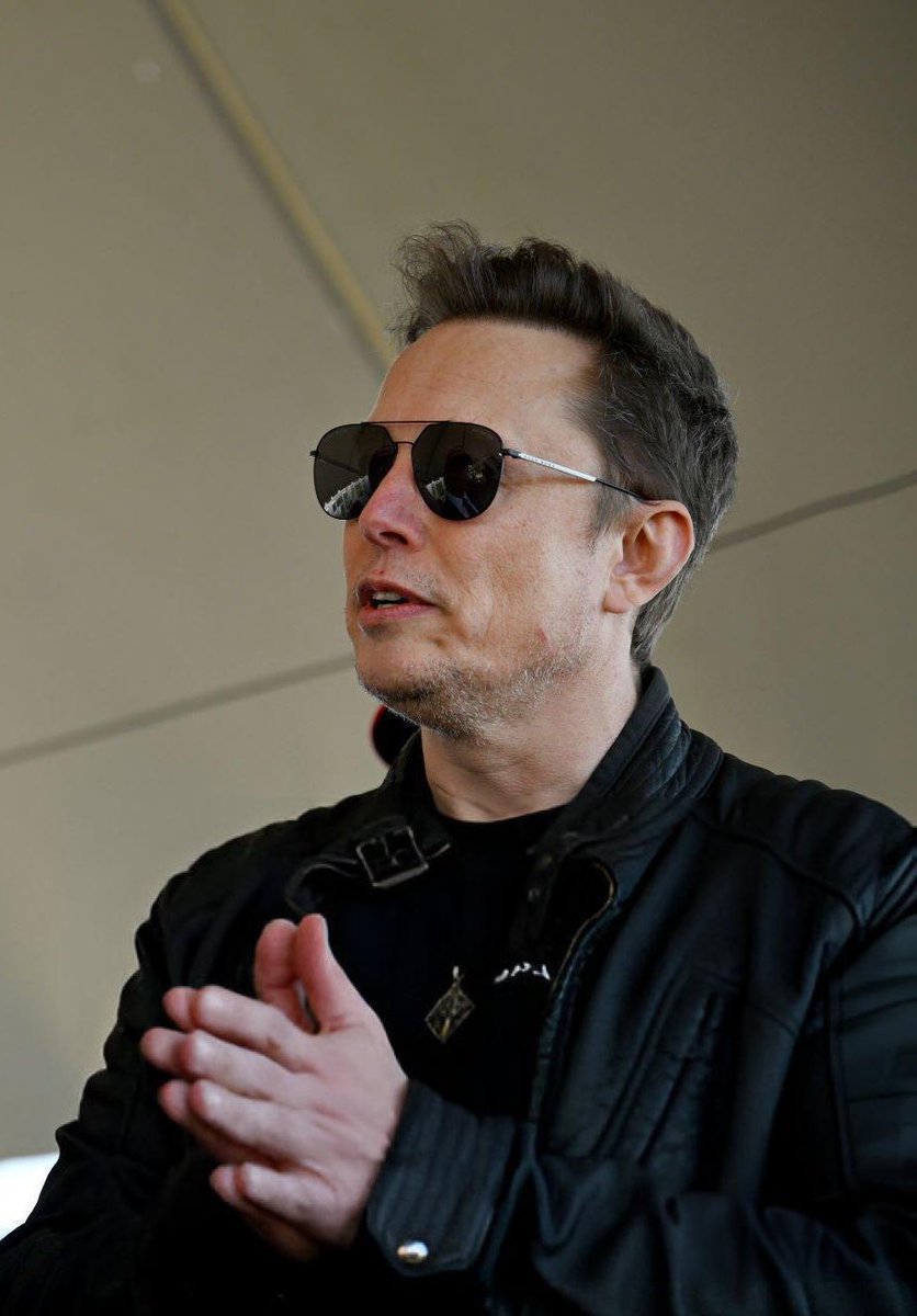 Crazy Moments tweet media