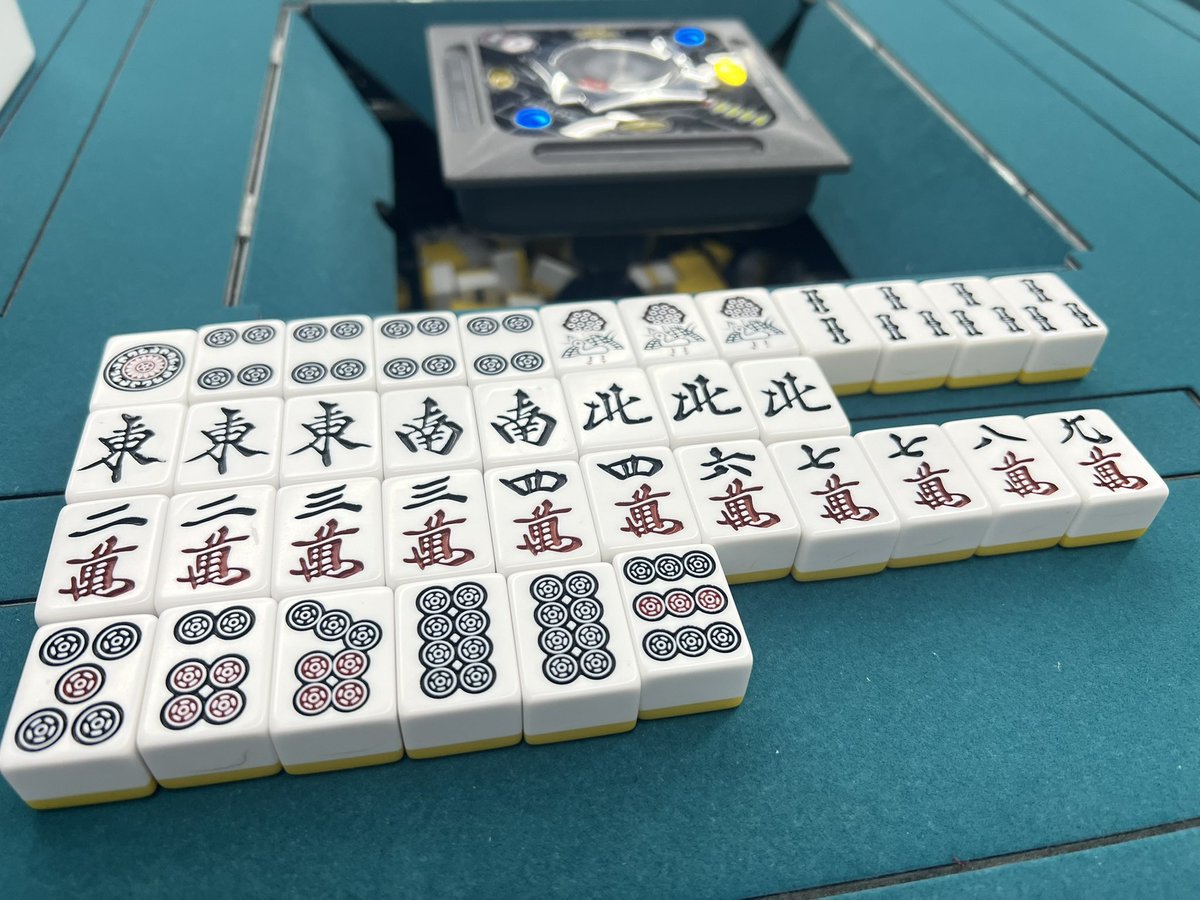 bellbird2048's tweet photo. 【退団者の発表】
【選手移籍先を募集します】

新年の麻雀牌の疲労度チェックをした所、現場ではかなりの疲労が見受けられたため、ベルバード首脳陣と選手団とで、協議を重ねた結果
62名の選手はベルバードグループからは、一線を退く形となりました。
今日まで、たくさんのベルバードユーザーの夢や希望とか初心者デビューなどを見届けてくださりありがとうございました。
そこで、牌選手の処分という形では無く新しい受け入れ先を探したいと思います。
✅応募方法は
このアカウントをフォローして
リポストしてください！
受け入れてくださる方がいらっしゃるならば希望の選手の名前と共にリポストしてもらえたら嬉しいです！
当選者はこちらで人数を決めて発表します😊
⚠️希望の選手が届くかはわかりませんが、こちらで厳選した選手を3〜4名で贈らせていただきます
❤️第2の人生を大切にし、
新しい人生を、麻雀ファンの皆様と過ごして欲しいです
ベルバード選手団も、たくさんのお客様の思い出に触れる事が出来て良かったと言っています。