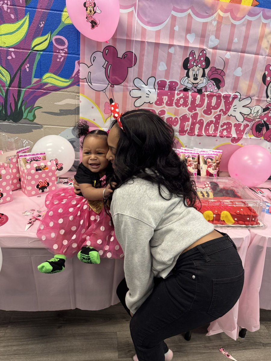 keepingupwitniy's tweet image. Everything was so perfect for my baby 1st birthday 🩷