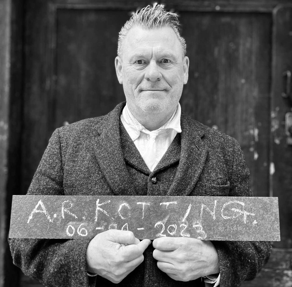 Hoy escribo unas líneas sobre el gran cineasta #AndrewKötting para la revista PICKPOCKET. 👇
 pickpocket.es/cine/especiale…