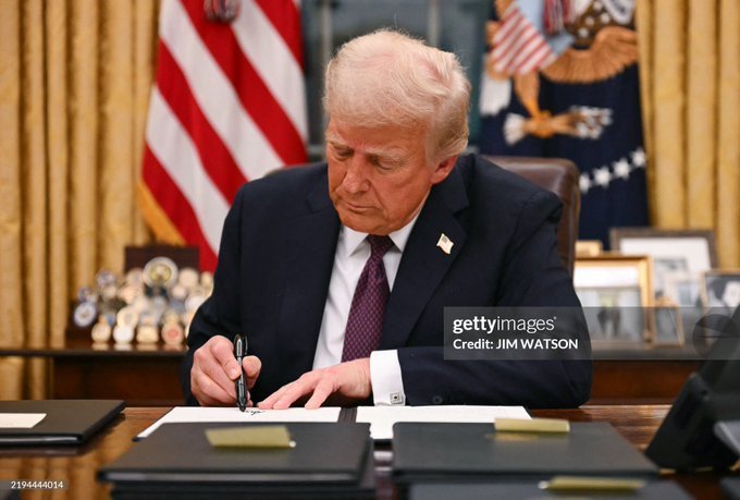 FAN TRUMP ARMY tweet media