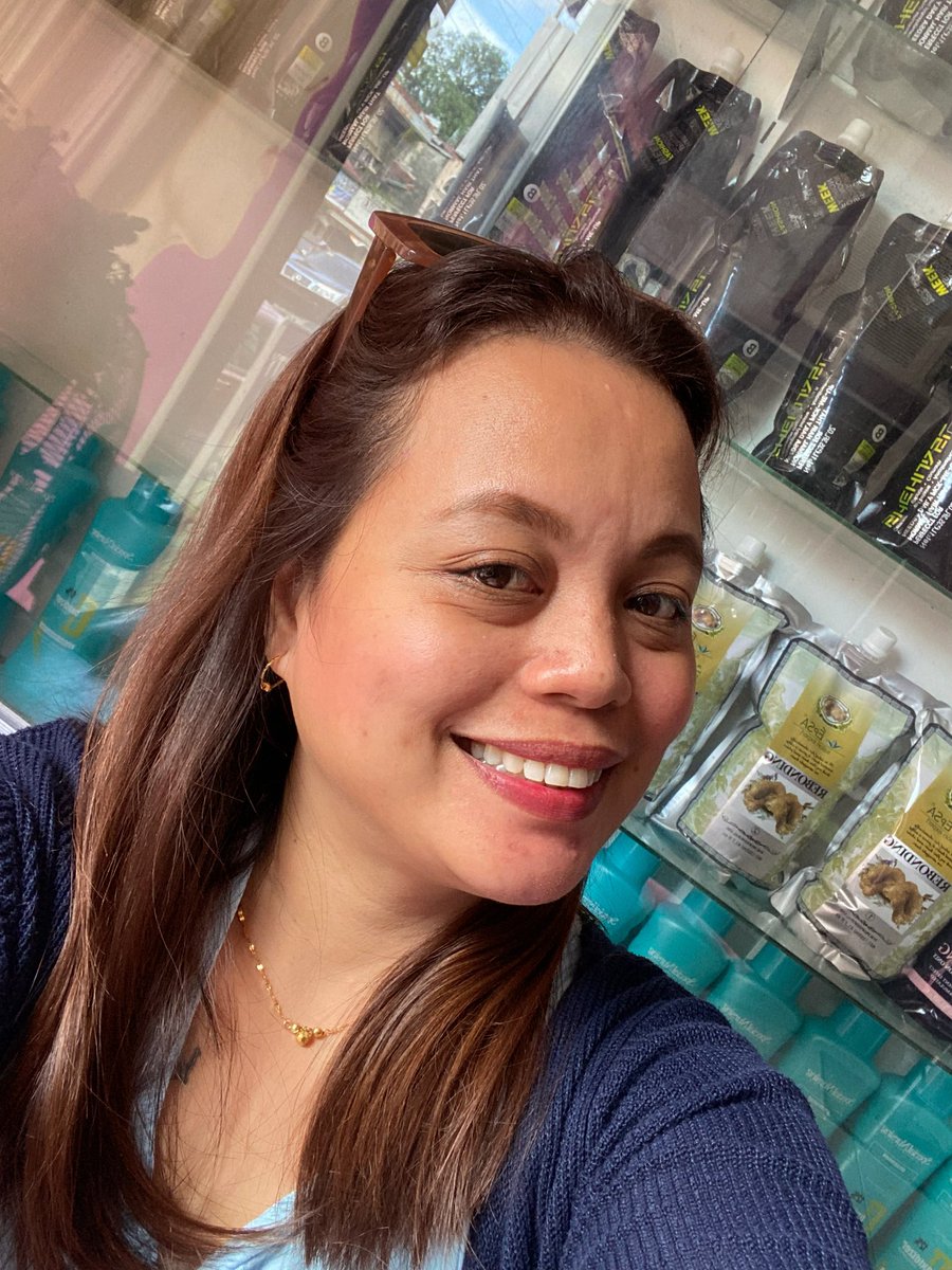 Doutsider38's tweet photo. Happy Thursday everyone๐ซฐ๐ป๐
#selfieThursday #SelfCare #thursdaymood https://t.co/kWgt32ax6d