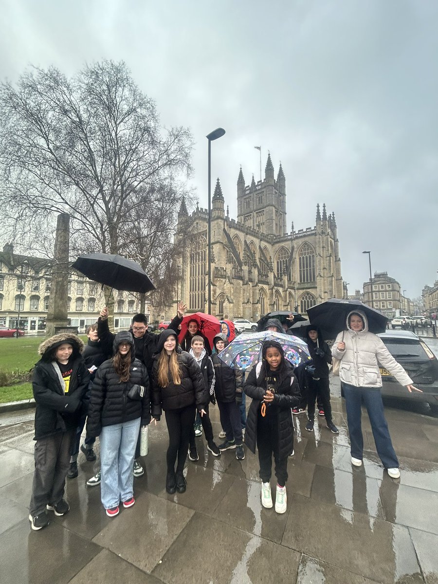 Kelmscott Classics Dept (@kelmclassdept) on Twitter photo Arrived in Bath ✅ walking tour ready ✅ umbrellas ✅ <a href="/KelmscottSchool/">Kelmscott School</a> #classicstwitter #classicsforall Arrived in Bath ✅ walking tour ready ✅ umbrellas ✅ <a href="/KelmscottSchool/">Kelmscott School</a> #classicstwitter #classicsforall