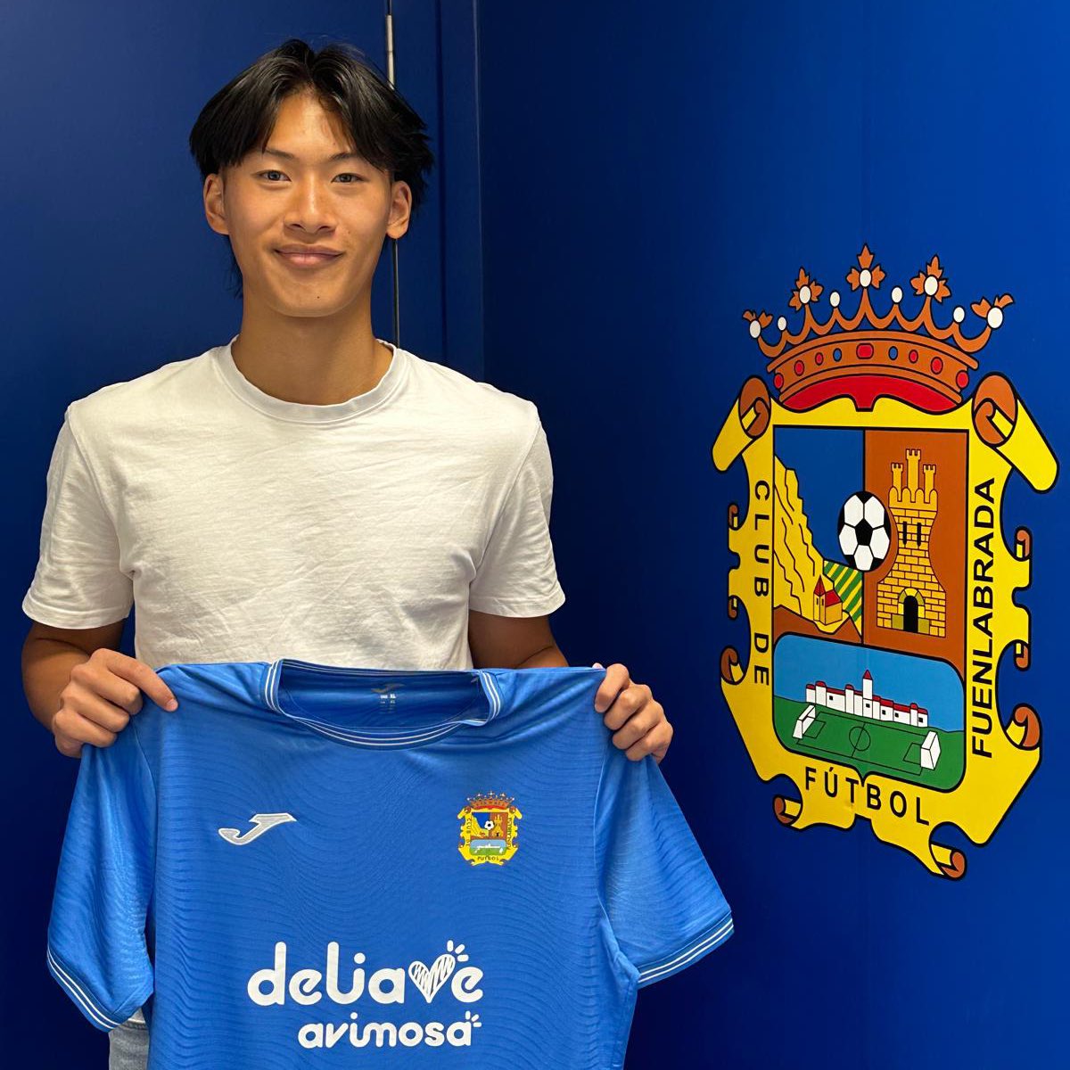 ✅ FICHAJE • El mediocentro canadiense Julien se incorpora a nuestro División de Honor para reforzar el equipo. ¡#BienvenidoJulien! 🇨🇦