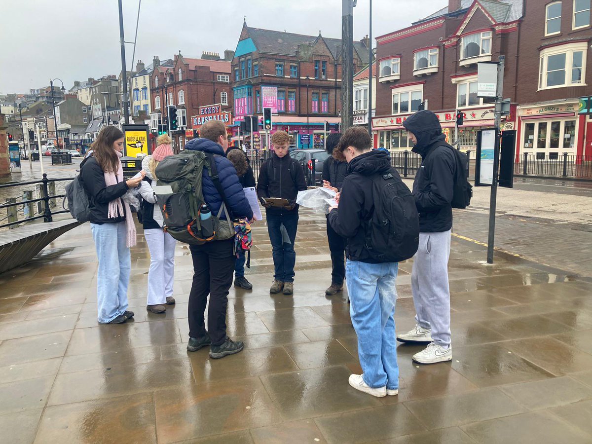 GeographyPC's tweet image. Yesterday was an interesting day considering and investigating the impact of regeneration in Scarborough. Lots of food for thought for when our students take on their own NEA projects in June. Super array of skills developed.