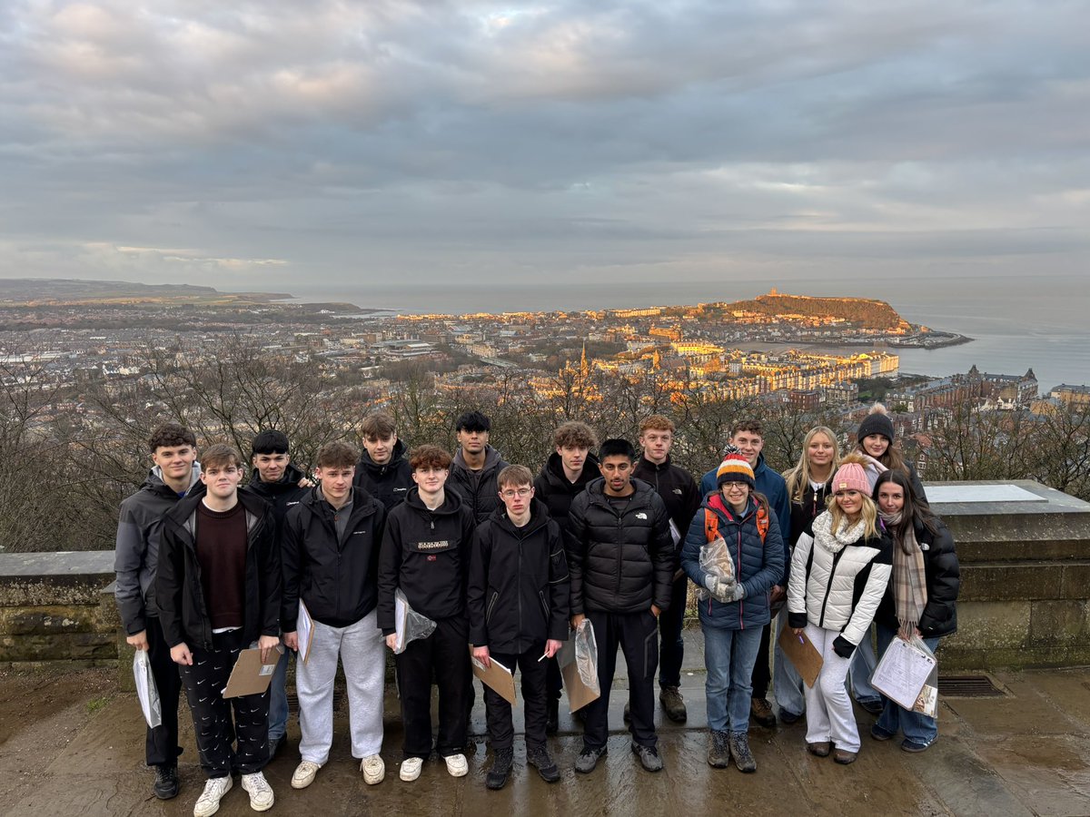 GeographyPC's tweet image. Yesterday was an interesting day considering and investigating the impact of regeneration in Scarborough. Lots of food for thought for when our students take on their own NEA projects in June. Super array of skills developed.