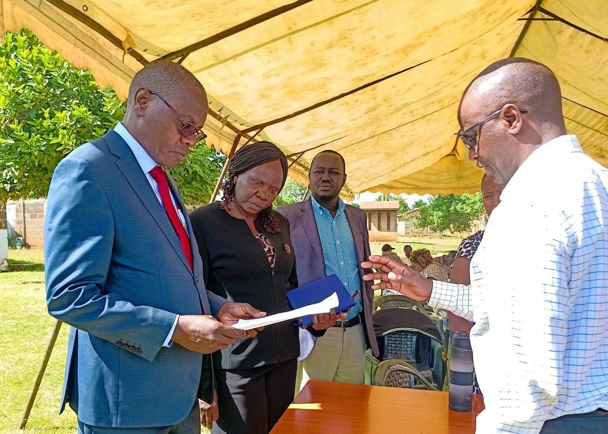 Dir_vetservices's tweet image. At the Directorate of Veterinary Services, training is a critical pillar in fostering expertise and innovation in veterinary care. By investing in capacity-building programs like internships, we ensure the sector continues to deliver high-quality professionals and services.