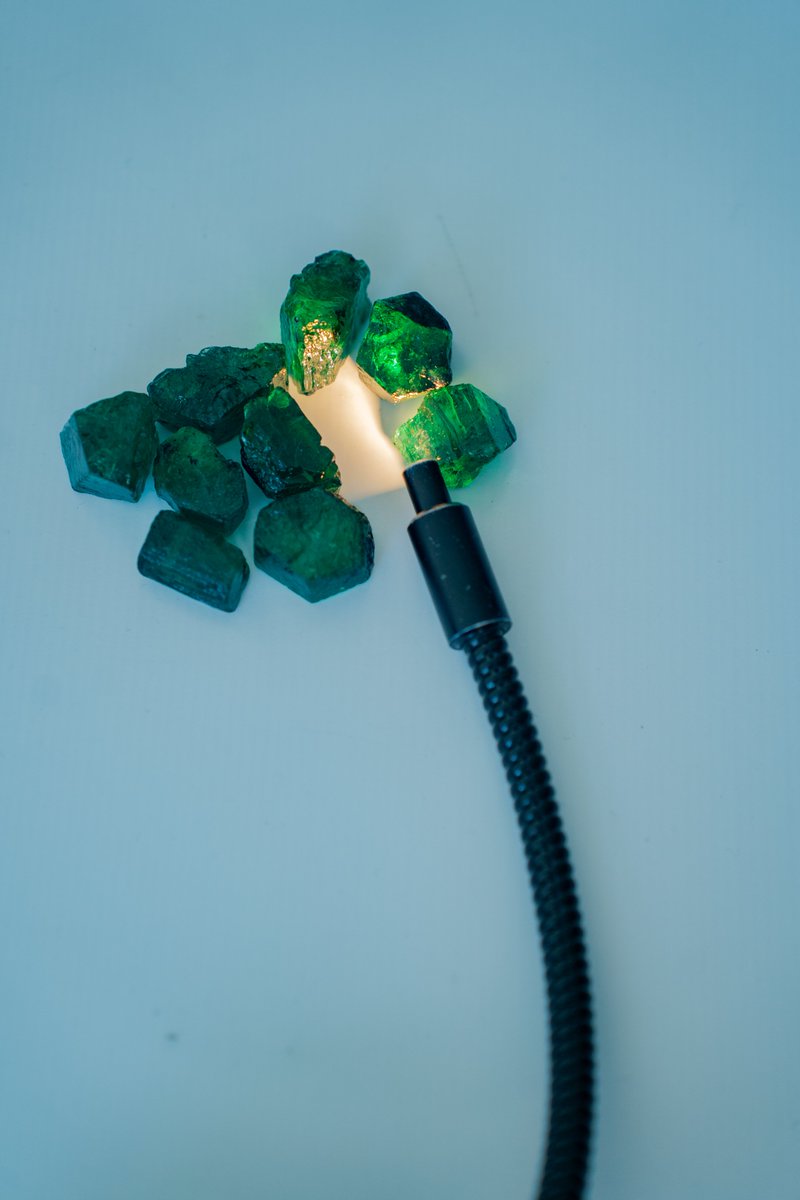 GrizzlyMining's tweet photo. Untamed emerald wildflowers blooming eternal, nature's gift in infinite emerald bouquets.🪻💐💎
 
#EmeraldMagic #GemstoneGlow #emeraldcutdiamond #emeraldring #emeraldiewelry #emerald #jewellry #jewellerydesign #emeraldearrings #jewels #emeralds #gemstone #gemstones #gemstonesale https://t.co/leMpTx3k6X