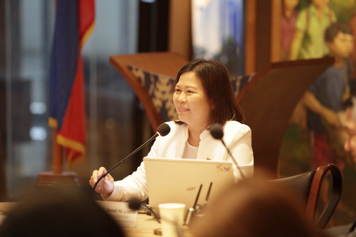 Ateneo de Davao tweet media