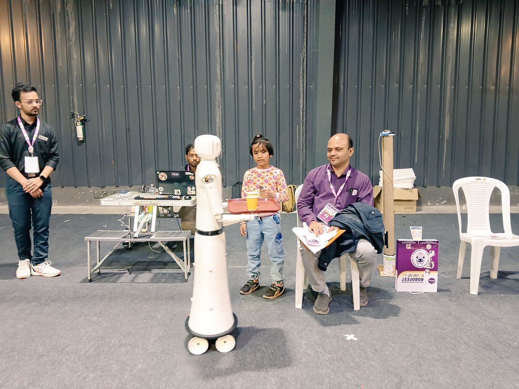 RSCRajkot's tweet image. INNOVATION MEETS APPLICATION! #Robofest 4.0 features robots designed to tackle real-world challenges! Experience the future of robotics! #Robotics