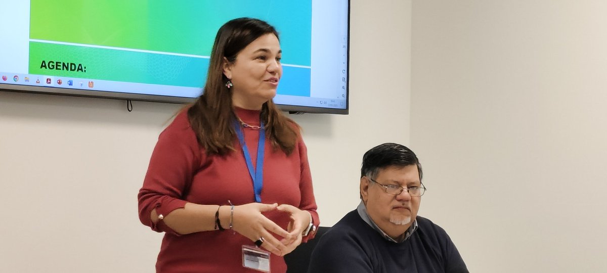 Elena Bandrés Goldáraz @ebg1.bsky.social (@meleban) on Twitter photo <a href="/fbordi/">fernando bordignon</a> profesor de <a href="/unipe_ar/">Universidad Pedagógica Nacional</a> habla en <a href="/unizar/">Universidad Zaragoza</a> sobre el algoritmo como fábrica de grandes datos, una caja negra que hay que abrir. Organiza <a href="/GICIDUZ/">GICID</a> en el III Seminario Permanente "Comunicación y Educación en Tiempos de crisis" <a href="/cmartalazo/">Carmen Marta-Lazo</a> <a href="/jgabelas/">jose antonio gabelas</a> <a href="/fbordi/">fernando bordignon</a> profesor de <a href="/unipe_ar/">Universidad Pedagógica Nacional</a> habla en <a href="/unizar/">Universidad Zaragoza</a> sobre el algoritmo como fábrica de grandes datos, una caja negra que hay que abrir. Organiza <a href="/GICIDUZ/">GICID</a> en el III Seminario Permanente "Comunicación y Educación en Tiempos de crisis" <a href="/cmartalazo/">Carmen Marta-Lazo</a> <a href="/jgabelas/">jose antonio gabelas</a>