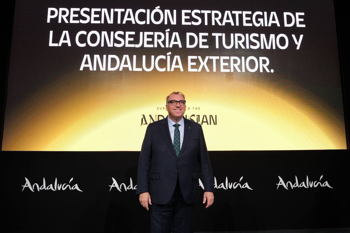 El turismo será sostenible o no será. Hoy detallo en #FITUR2025 la estrategia de <a href="/TurismoAND/">Consejería de Turismo y Andalucía Exterior</a>, comprometidos con la innovación, la promoción y el compromiso.

Gracias <a href="/MicrosoftES/">Microsoft España</a>, <a href="/LinkedIn/">LinkedIn</a>, <a href="/simpleview/">Simpleview</a> y <a href="/AmazonAds/">Amazon Ads</a> por ayudarnos en ese gran objetivo turístico.