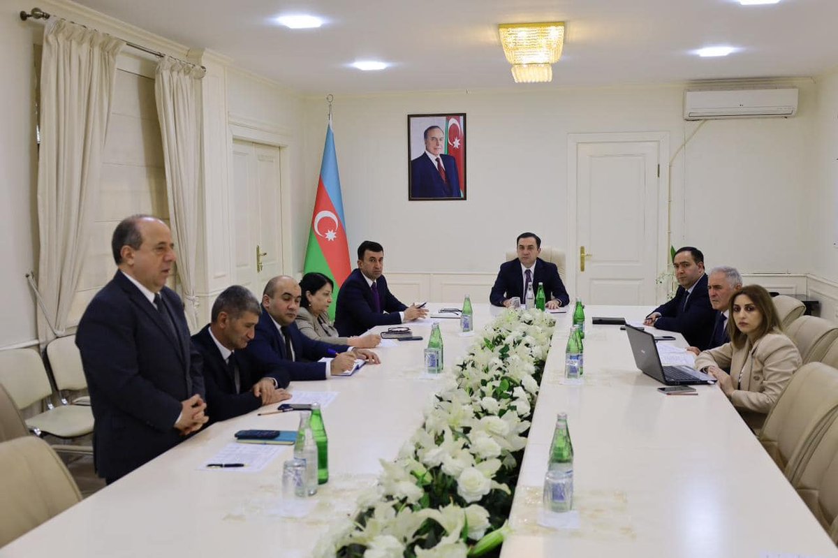 ismayilli_icra's tweet photo. İsmayıllı RİH-də növbəti vətəndaş qəbulu keçirilib

Ətraflı: https://t.co/vLAcSXTsPj

#Azərbaycan #İsmayıllıRİH #Vətəndaşqəbulu https://t.co/uYDovTiOnI