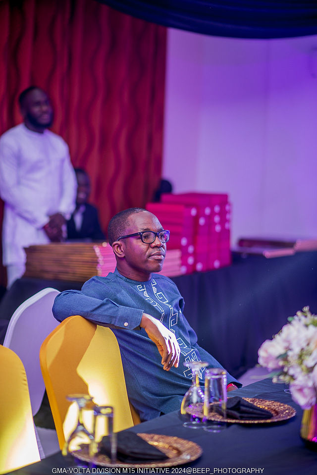 Throwback Thursday, Big Men Diaries 💪

From the archives of Beep Photography: where every frame speaks timeless volumes
#ThrowbackThursday #photographer #photoshop #creatives #SayBeep