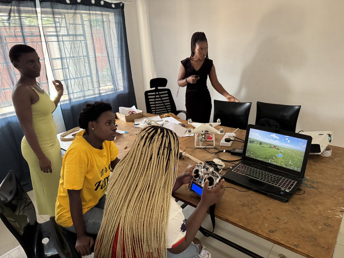 MicroMek_LTD's tweet photo. The weather outside ain’t stopping us from flight! 3 Graduate Girls of MicroMek #Drones4STEM & their instructors take on #Drone piloting simulation training. They intend to use Drones in Agriculture & emergency response. #TheFutureIsUnmanned #ProjectFlyingThings #Drones4Health https://t.co/JrnrtXMtvV
