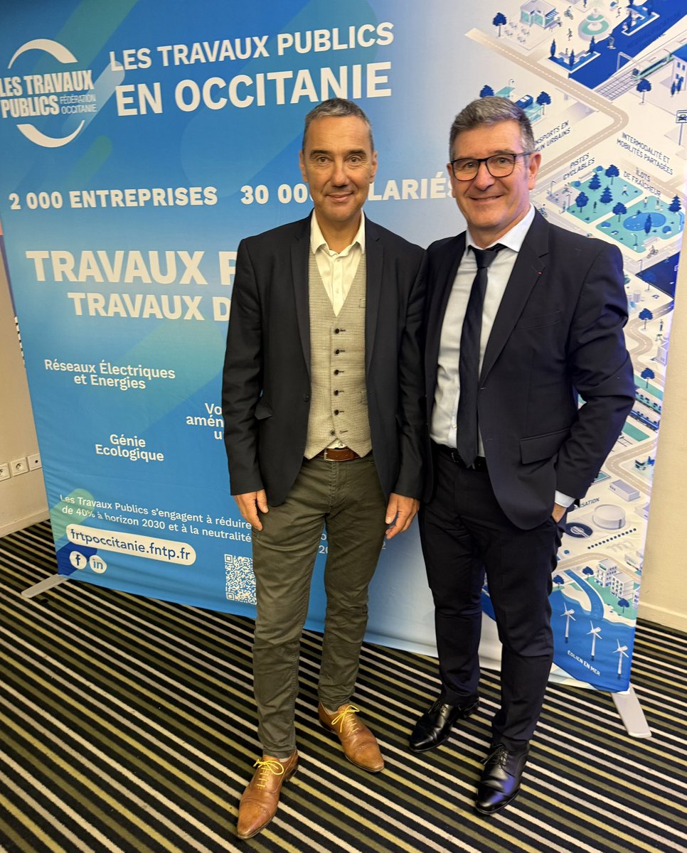 maires_Aude's tweet photo. Voeux de la #FRTP ce matin à @CarcaInfos avec un souhait exprimé à son président : que le contexte dans lequel les communes vont voter leur budget reste orienté vers un niveau d'investissement public élevé, source d'activité et d'emplois pour nos entreprises locales @GiorgiucciO https://t.co/0PN9oOMP3F