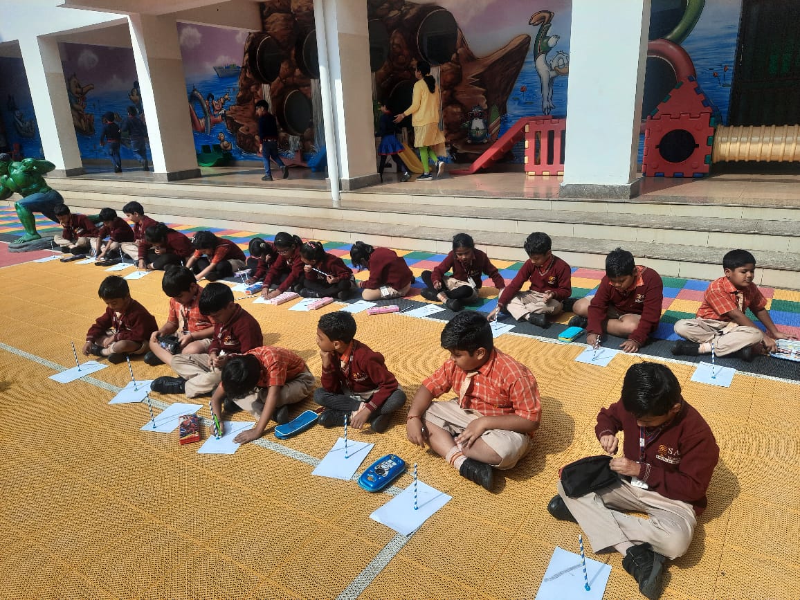 SAI_Edu_In's tweet image. This hands-on experiment provided insights into ancient time measurement methods and the connection between the sun and shadows.
#CambridgeLearning