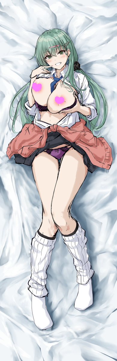 鈴谷(艦隊これくしょん) 「わかる…わかるよ…。こないだの鈴谷抱き枕はルーズソックスの案もありました#マシュ」|翠燕のイラスト