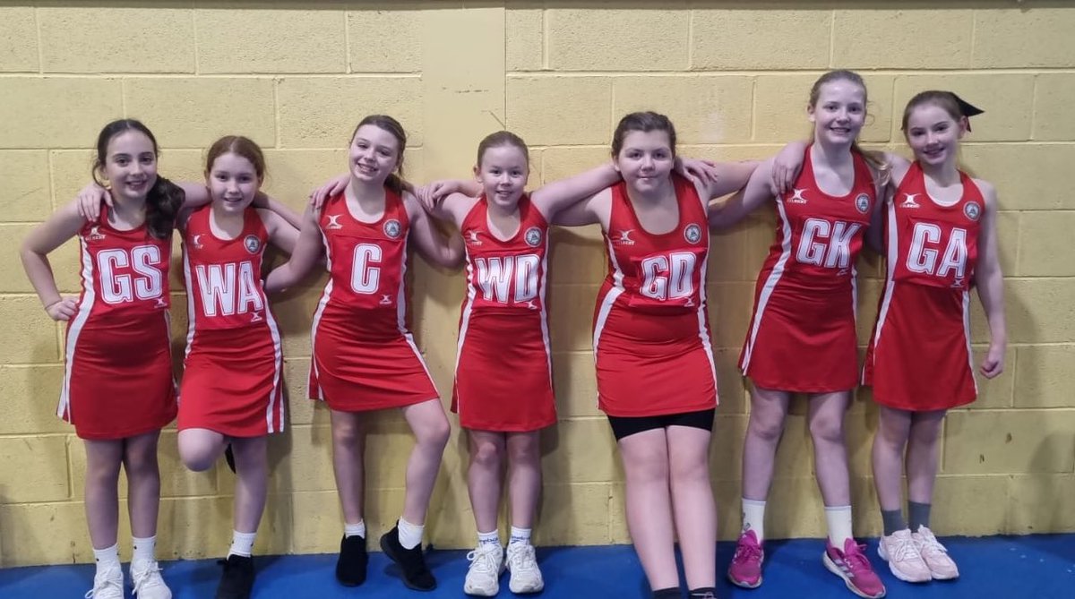 Ysgol Plas Coch (@ysgolplascoch) on Twitter photo Pob lwc i dîm pêl rwyd merched yr ysgol fydd yn cystadlu heddiw yng nghystadleuaeth <a href="/URDDFFAW/">Urdd Fflint a Wrecsam</a>! ⚪️🔴🟢 Pob lwc i dîm pêl rwyd merched yr ysgol fydd yn cystadlu heddiw yng nghystadleuaeth <a href="/URDDFFAW/">Urdd Fflint a Wrecsam</a>! ⚪️🔴🟢