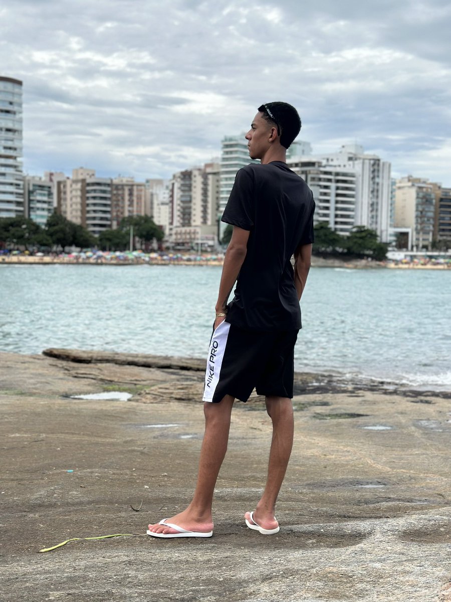 🌊