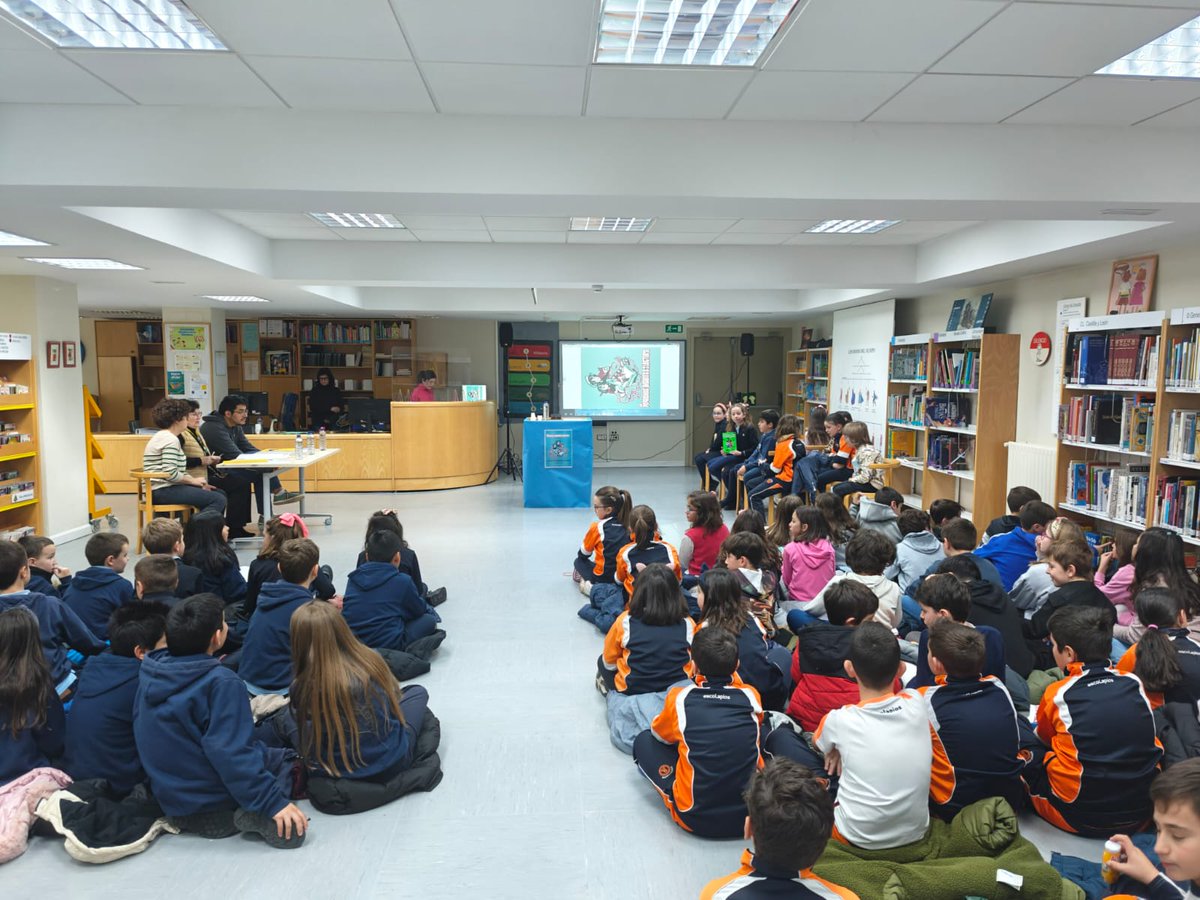 ¡A punto de comenzar el concurso: "Pequeños gigantes de la lectura"!.
Preparados los pequeños lectores y preparado el jurado en nuestra Sala Infantil.
¡A leer!
#Lectura #Leer #Concurso #Biblitoeca