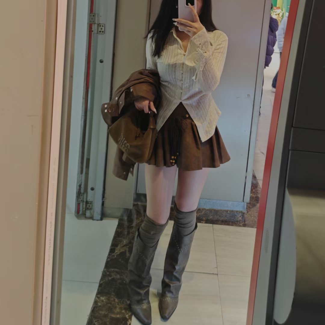 今日份OOTD

​〔词穷〕