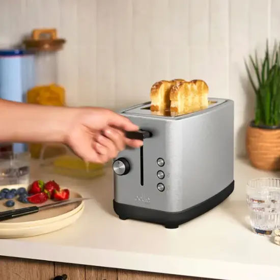 TrendyDeal52's tweet image. Upgrade your mornings with the Bella PRO 2-Slice Toaster for just $29.99 – Save $20 now! 

sovrn.co/1lepazt

#BreakfastTime #BellaPRO #ToasterDeal